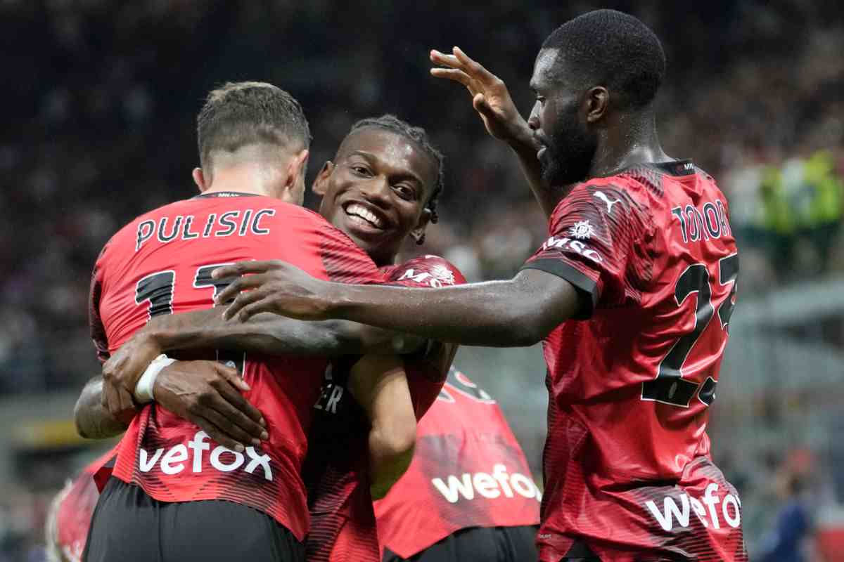 Milan, offerta del Manchester City per Leao